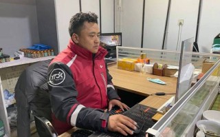 圆通快递小哥上班时间