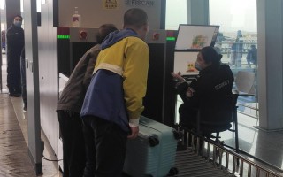 南宁机场顺丰柜台在哪？