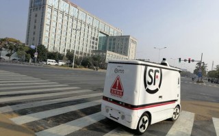 无锡顺丰快递地址电话在哪？