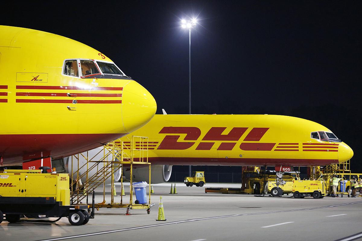 新加披DHL顺丰哪家快递更划算？-第3张图片-陕西物流货运