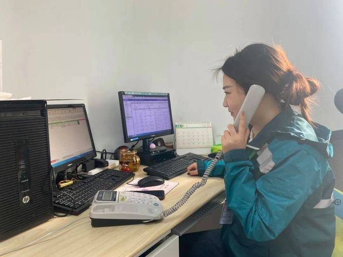 邮政EMS人工电话是多少？-第2张图片-陕西物流货运