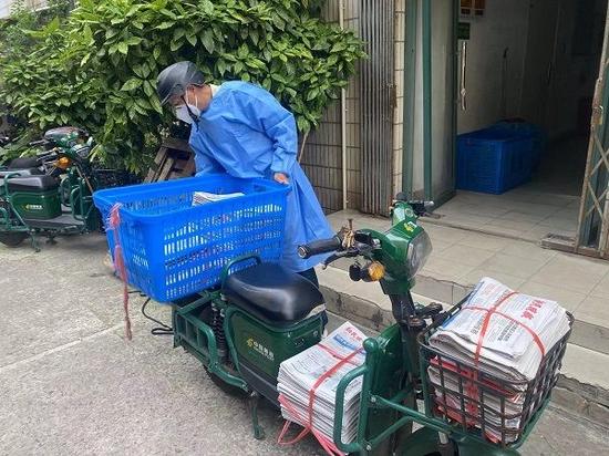 龙山邮政送保纸，邮政员如何高效服务？-第3张图片-陕西物流货运