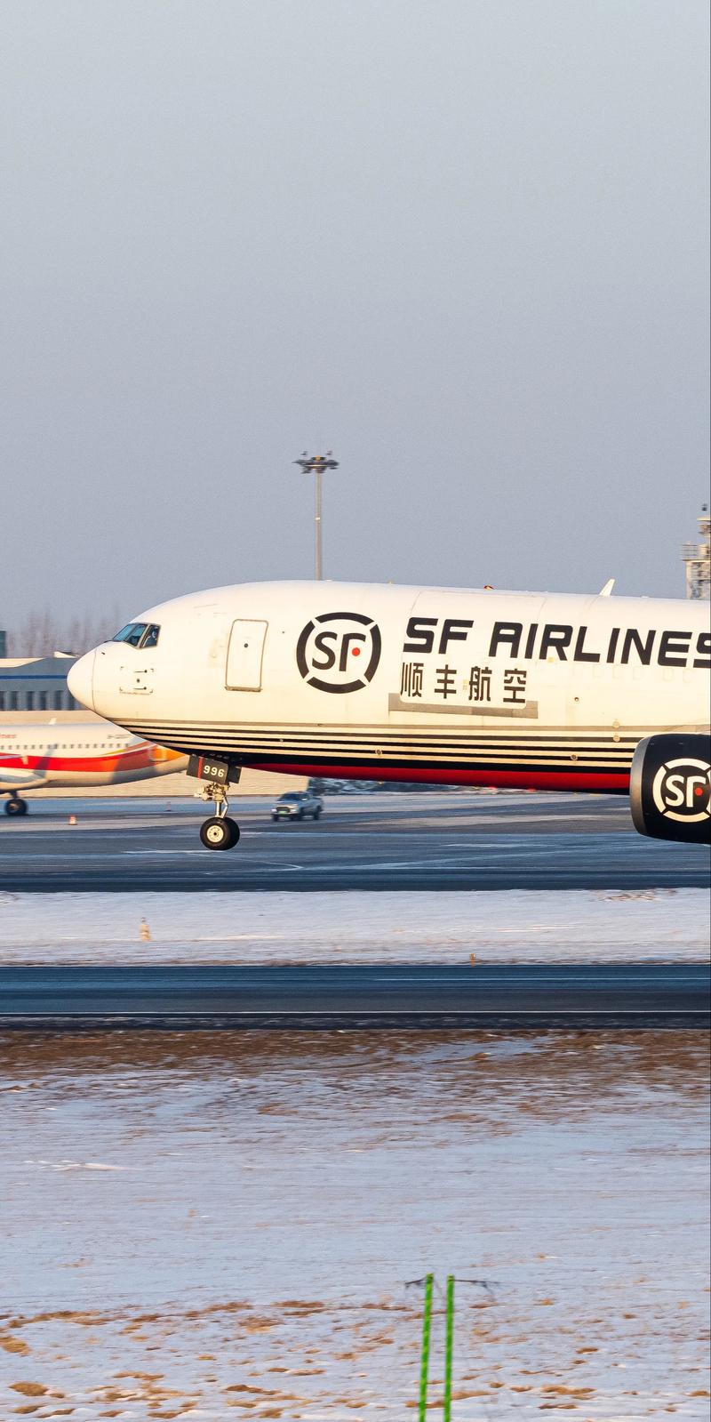 大连顺丰机场快递电话是多少？-第2张图片-陕西物流货运