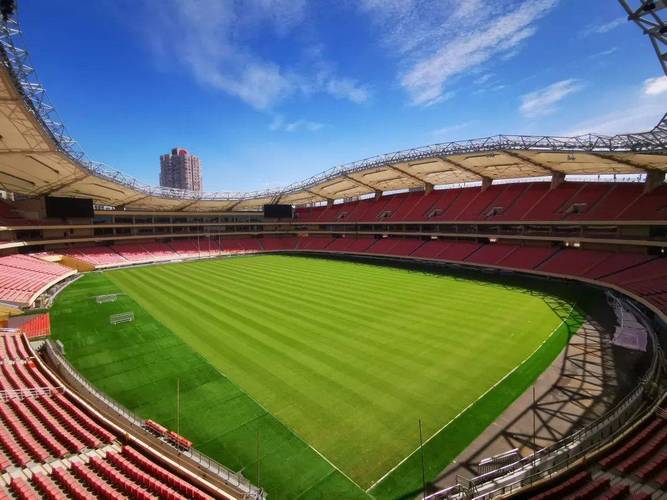 圆通虹口足球场公司具体位置在哪里？-第1张图片-陕西物流货运