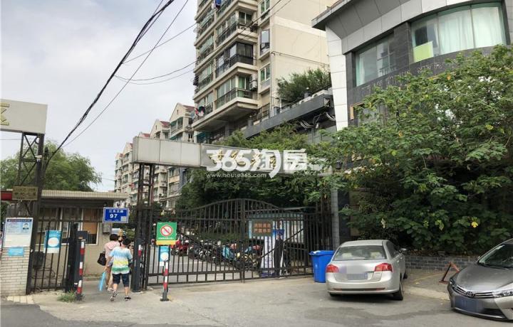 南京邮政世纪花园具体地址在哪？-第1张图片-陕西物流货运