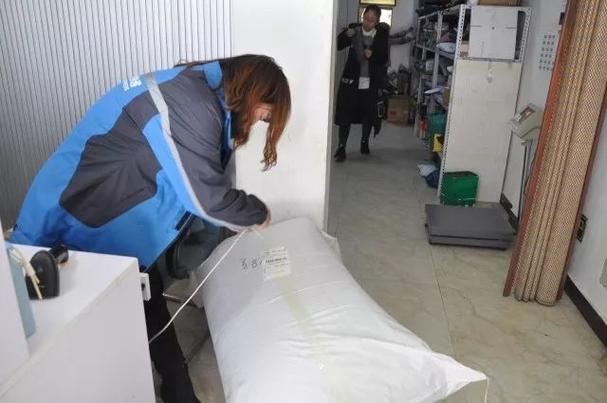 中通快递客服工作时间是几点到几点？-第2张图片-陕西物流货运