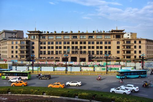 中国邮政西安市邮政局有何服务特色？-第1张图片-陕西物流货运